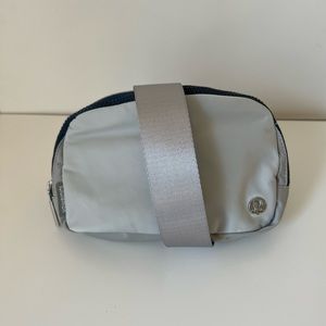 Lululemon Belt Bag Vapor/Seal Grey/Iron Blue